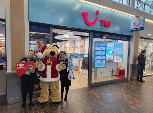 Store Relocation Posts Tui TUI Festive in-store Brand Activation | 1